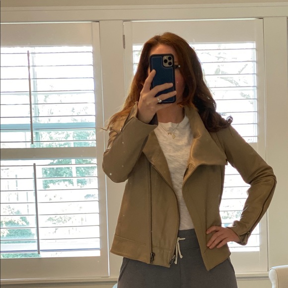 ⭐️Host Pick⭐️ Helmut Lang Leather Jacket - Picture 5 of 6